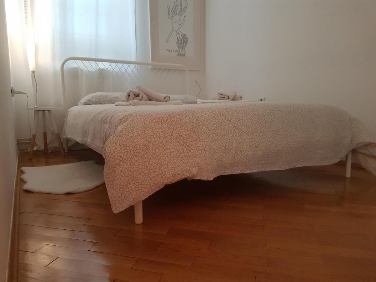 Chic Apartment Загреб Екстериор снимка